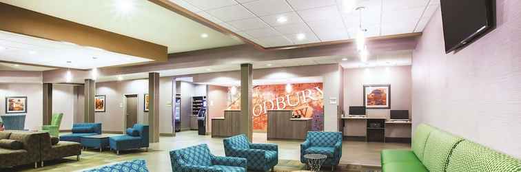 Lobi La Quinta Inn & Suites by Wyndham St. Paul-Woodbury