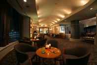 Quầy bar, cafe và phòng lounge Hotel Green Tower Makuhari