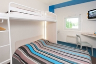 Bedroom hotelF1 Lorient