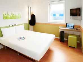 Bedroom 4 ibis Budget Caen Mondeville