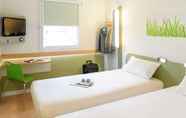 Bedroom 3 ibis Budget Caen Mondeville