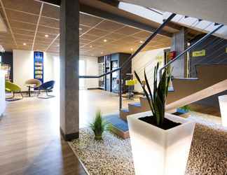 Lobby 2 ibis Budget Pau Est