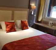 Bedroom 7 Comfort Hotel Orleans Olivet Provinces