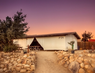 Exterior 2 Pioneertown Motel