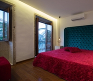 Bedroom 6 Ribeira flats mygod