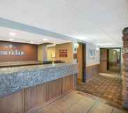 ล็อบบี้ 7 AmericInn by Wyndham Lincoln North