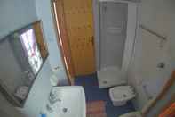 Toilet Kamar Residence Mareblu