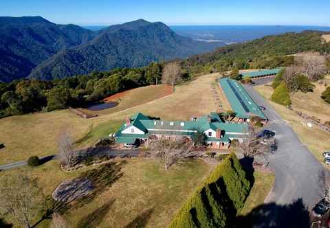 Nearby View and Attractions Lookout Mountain Retreat