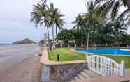 Nearby View and Attractions 4 Baan LonSai Beachfront Condominium