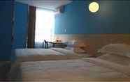 Bedroom 3 Colour Inn Shenzhen Shekou Branch