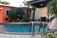 Swimming Pool Juanedu Suites