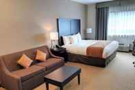 Bedroom Comfort Inn & Suites
