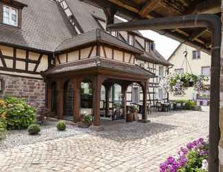 Bangunan 2 Hotel Restaurant SPA Cheval Blanc Lembach