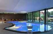 Swimming Pool 2 Hotel Restaurant SPA Cheval Blanc Lembach