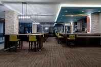 Bar, Cafe and Lounge SunCoast Park Hotel Anaheim, Tapestry Collection by Hilton