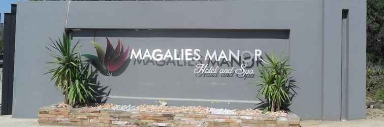 Exterior Magalies Manor