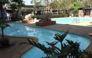 Kolam Renang 7 Sabai Hotel Lopburi