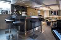 Quầy bar, cafe và phòng lounge Le Roc des Tours