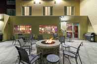 Bar, Cafe and Lounge Fairfield Inn & Suites by Marriott Sidney