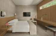 Kamar Tidur 5 The Sanya EDITION