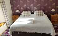 Kamar Tidur 7 Old Manor House B&B