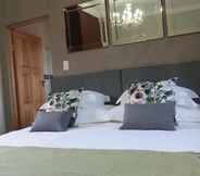 Bilik Tidur 5 Stone Olive Guest House