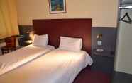 Bedroom 2 Mape Hotel