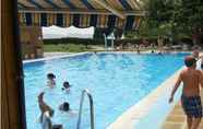 Swimming Pool 2 Camping Rural Fuente de Piedra