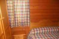 Bedroom Camping Rural Fuente de Piedra