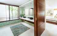 ห้องน้ำภายในห้อง 4 Villa Hin