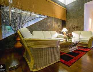 Lobi 2 Serenus Boutique Villa