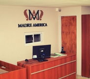 Lobby 5 Posada Madre America