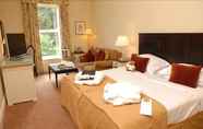 Bedroom 5 Hatherley Manor Hotel & Spa