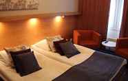 Phòng ngủ 5 Kumla Hotel