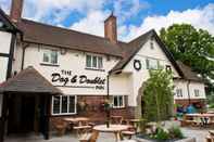 Exterior The Dog and Doublet Inn