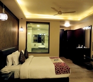 Bedroom 4 Hotel Mittal Avenue & Paradise