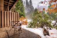 Common Space Yosemite Valley Lodge