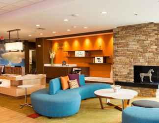 Lobi 2 Fairfield Inn & Suites Sheridan