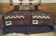 Kamar Tidur 4 Chinook Winds Lodge