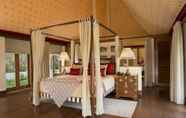 Bedroom 5 The Oberoi Sukhvilas Spa Resort, New Chandigarh