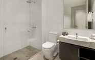 In-room Bathroom 7 Quest Macquarie Park