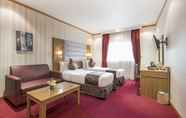 Bedroom 5 Royal Tulip Hotel