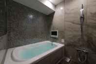 In-room Bathroom Hotel Times - Adults Only