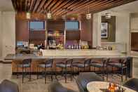 Bar, Kafe, dan Lounge Hyatt Place State College