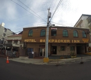 Bangunan 4 Hotel BackPacker Inn