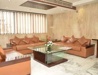 Sảnh chờ 2 Airport Hotel Grand Delhi