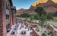 Nearby View and Attractions 7 SpringHill Suites by Marriott Springdale Zion National Park