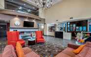 Lobi 7 Best Western Plus Chateau Fort St. John