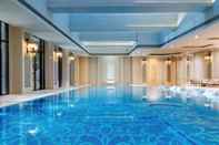 Swimming Pool Sofitel Shanghai Hongqiao