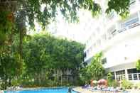 Swimming Pool Royal Palace Hotel Pattaya